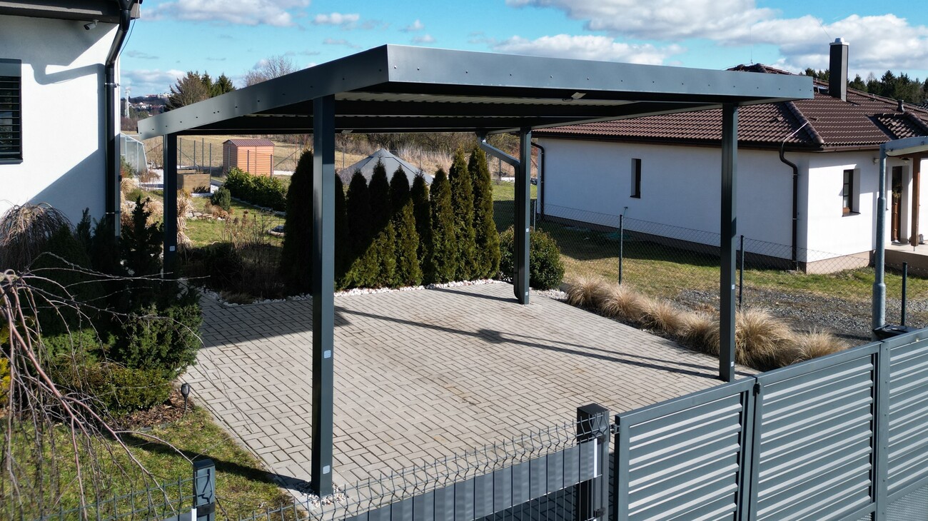 Přístřešek pro 2 auta